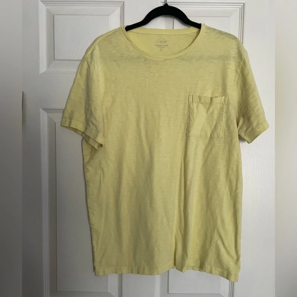 J.Crew Light Yellow T-Shirt size large